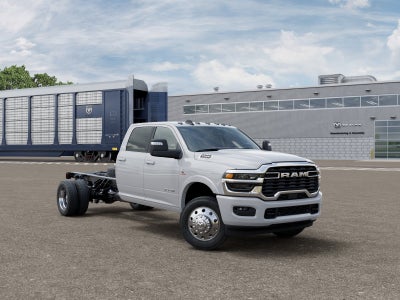 2026 RAM Ram 5500 Chassis Cab RAM 5500 BIG HORN CHASSIS CREW CAB 4X4 84' CA