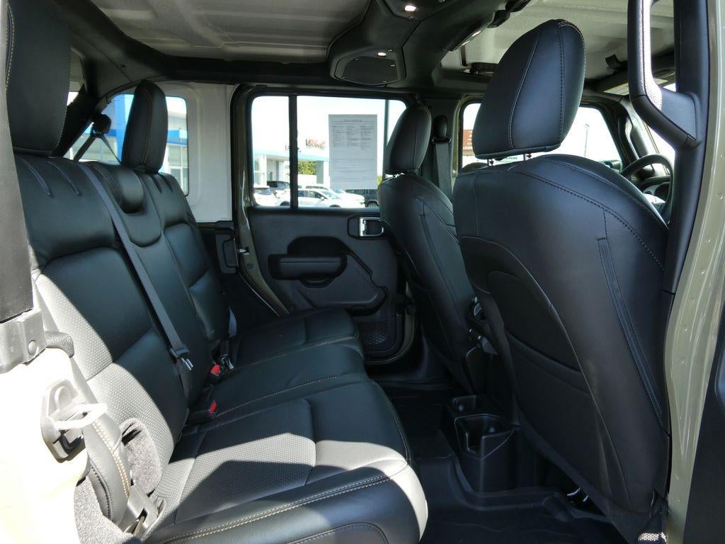 2025 Jeep Wrangler 4-Door Willys 4x4