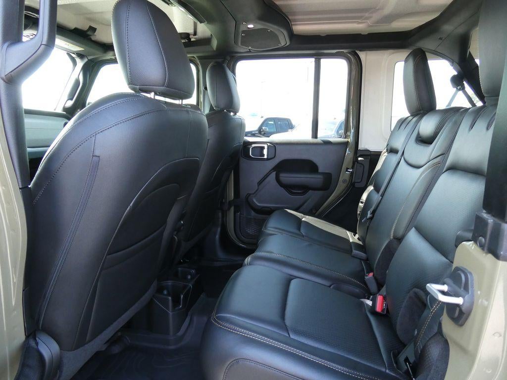 2025 Jeep Wrangler 4-Door Willys 4x4