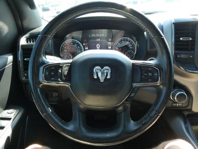 2020 RAM 1500 Big Horn Crew Cab 4x4 5'7" Box