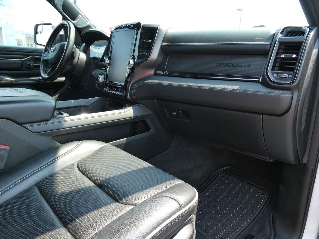 2022 RAM 1500 Limited Crew Cab 4x4 5'7" Box