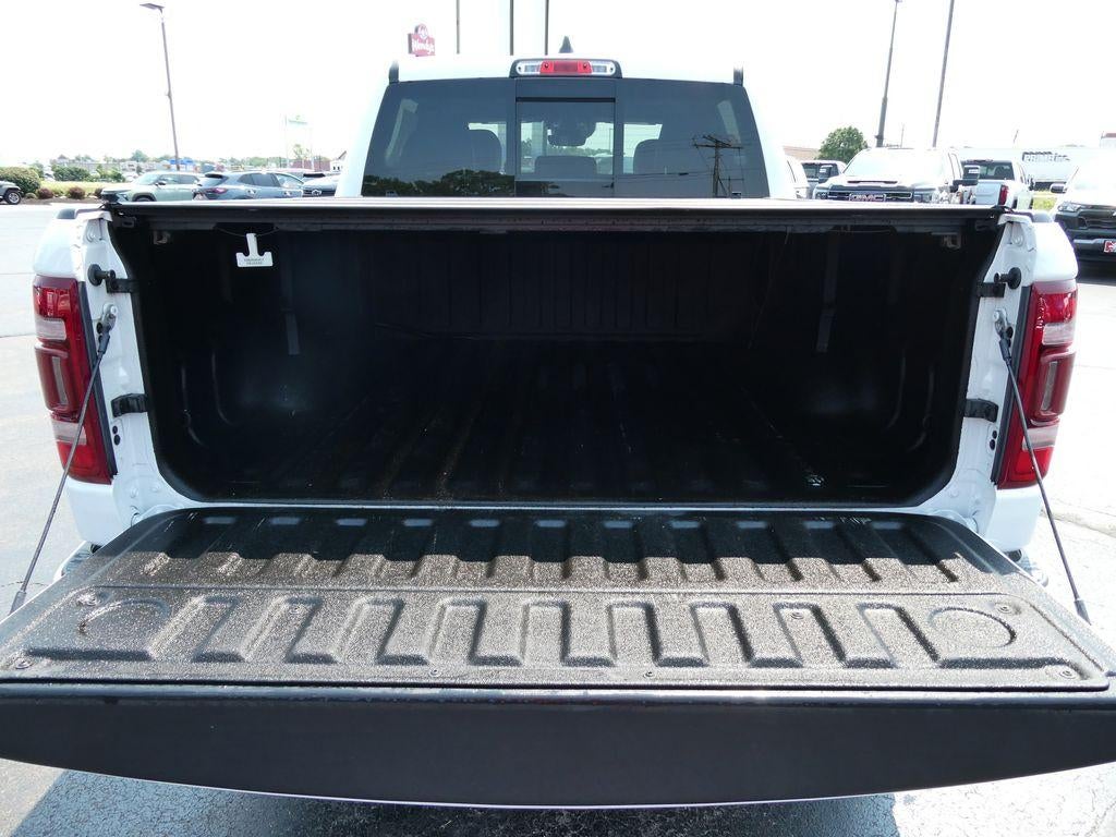 2022 RAM 1500 Limited Crew Cab 4x4 5'7" Box