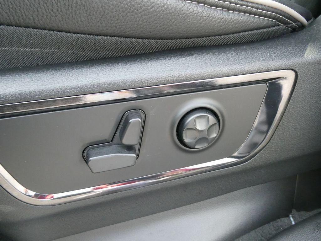 2023 RAM 1500 Limited Crew Cab 4x4 5'7" Box