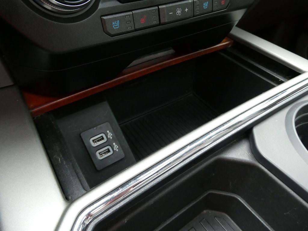 2017 Ford Super Duty F-250 SRW Lariat