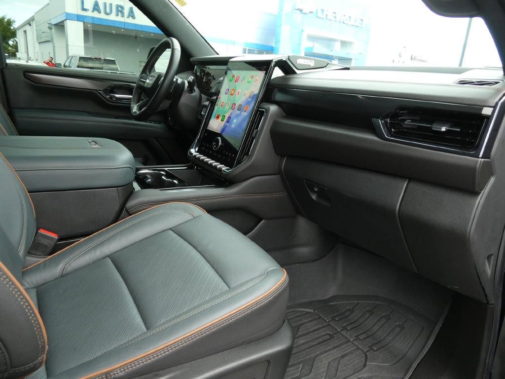 2025 GMC Yukon XL AT4