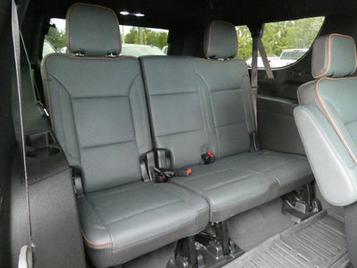 2025 GMC Yukon XL AT4