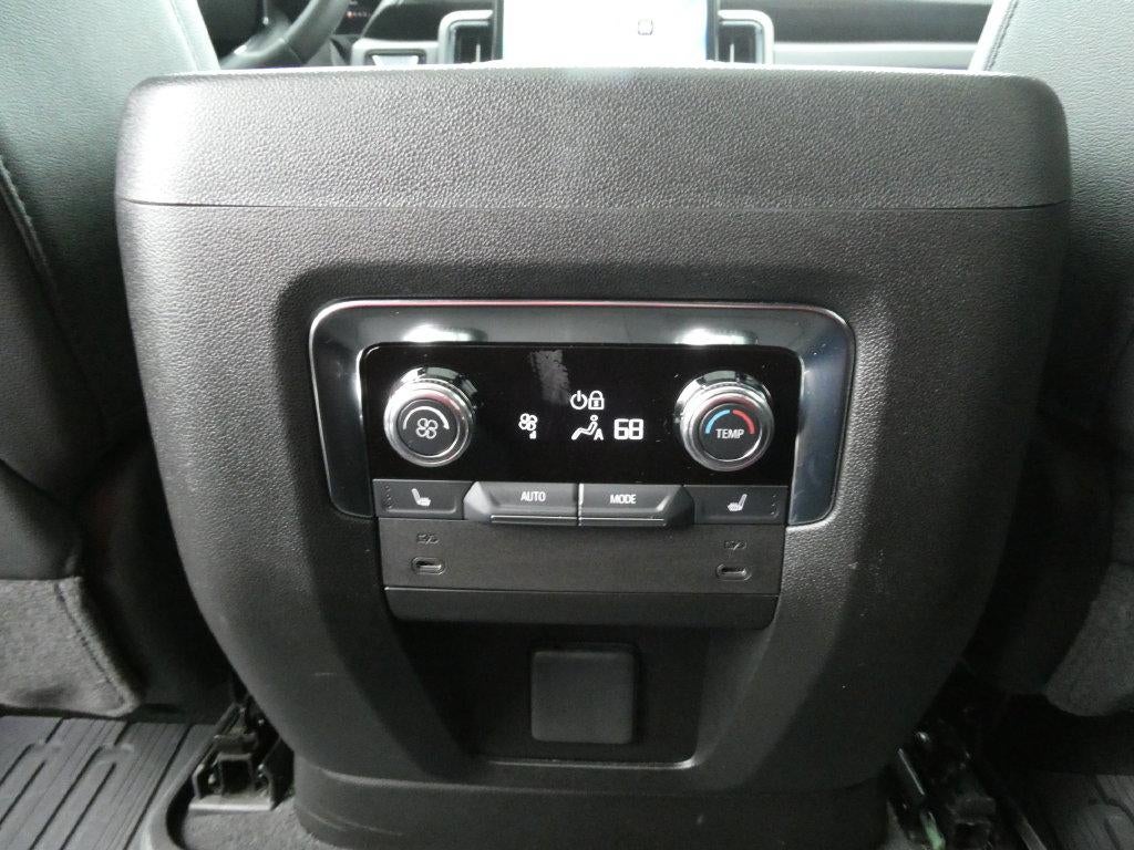 2025 GMC Yukon XL AT4