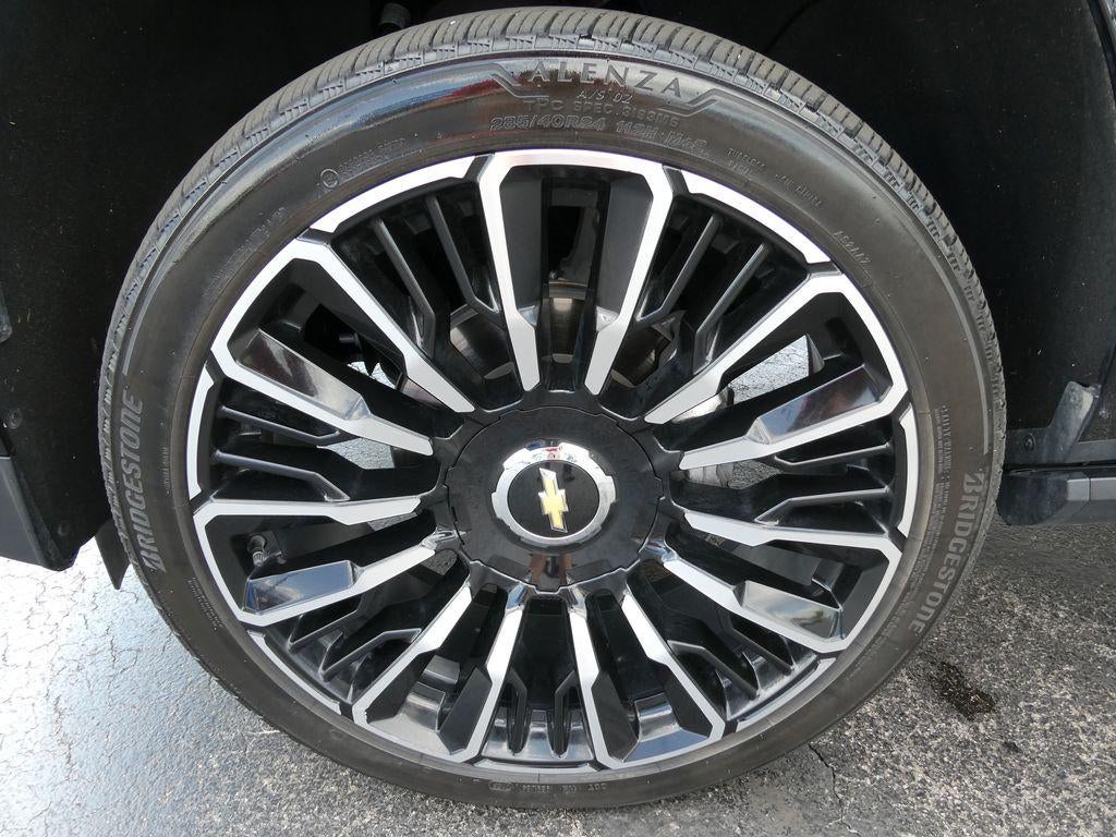 2025 Chevrolet Suburban High Country