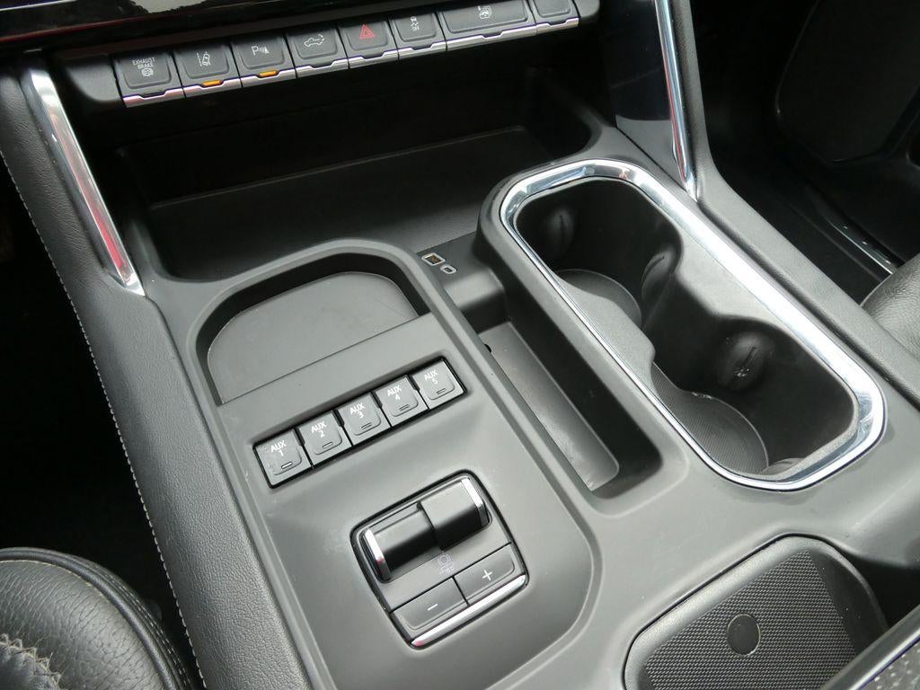 2025 GMC Sierra 3500 HD Denali DRW