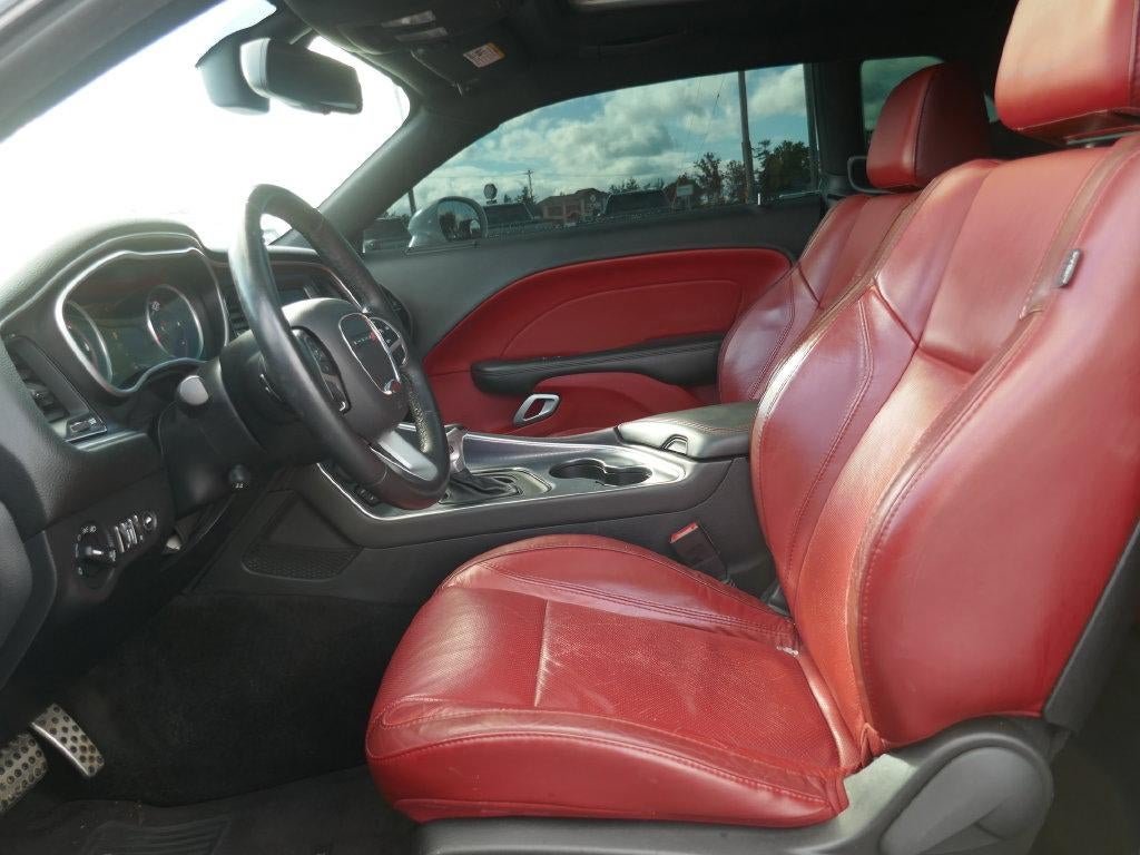 2016 Dodge Challenger SXT Plus