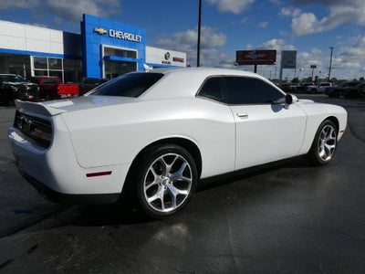 2016 Dodge Challenger SXT Plus