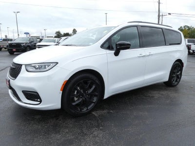 2025 Chrysler Pacifica Limited