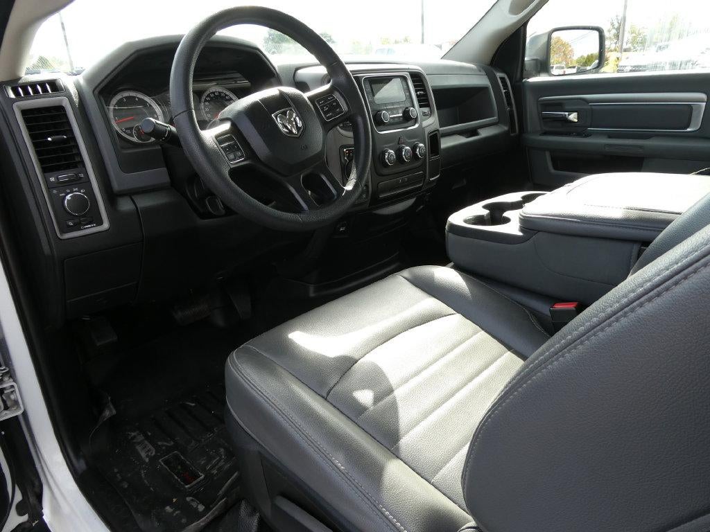 2019 RAM 1500 Classic Tradesman Regular Cab 4x4 8' Box