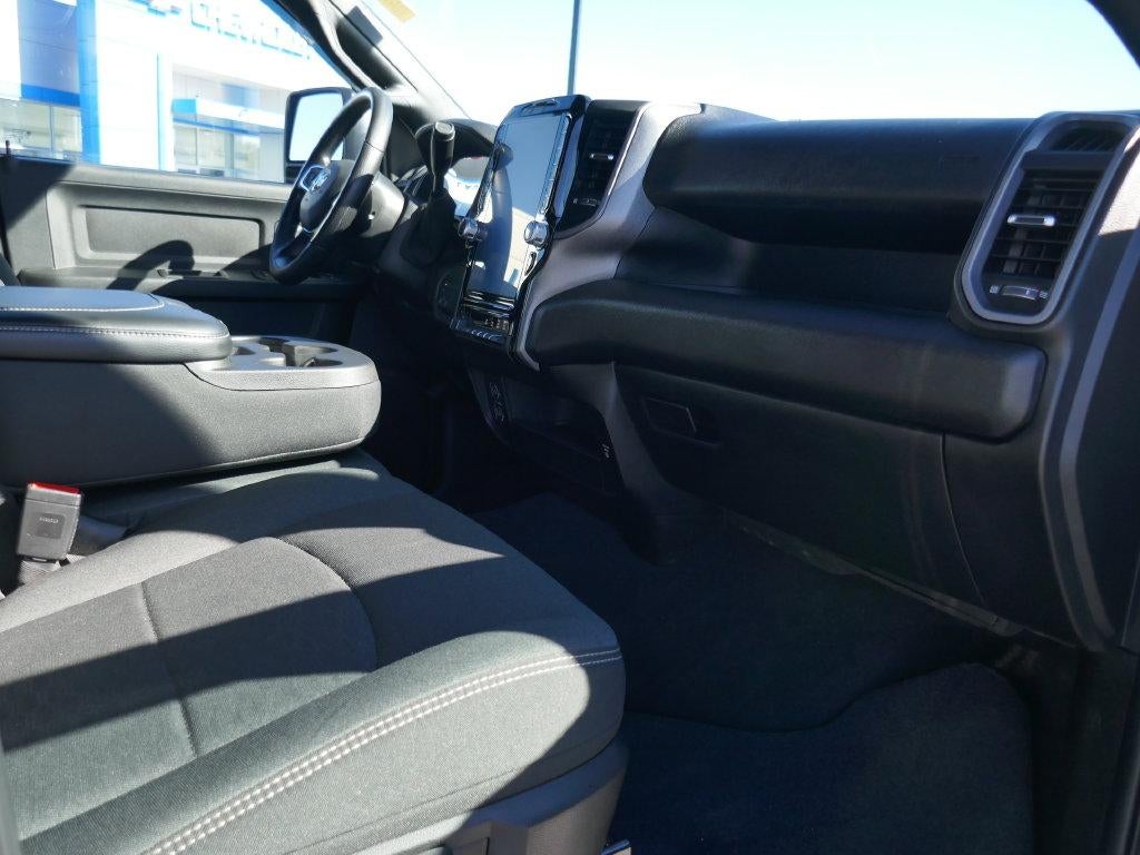 2025 RAM 2500 Tradesman Crew Cab 4x4 6'4" Box