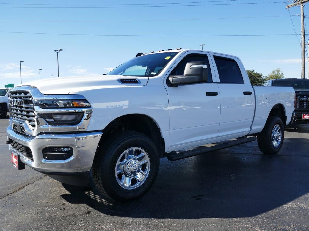2025 RAM 2500 Tradesman Crew Cab 4x4 6'4" Box
