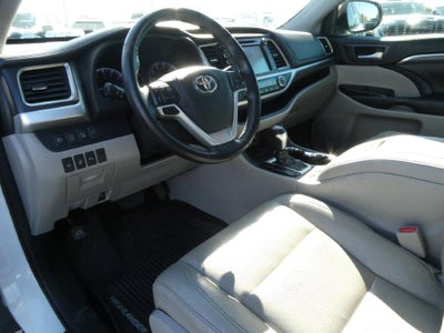 2017 Toyota Highlander Limited Platinum