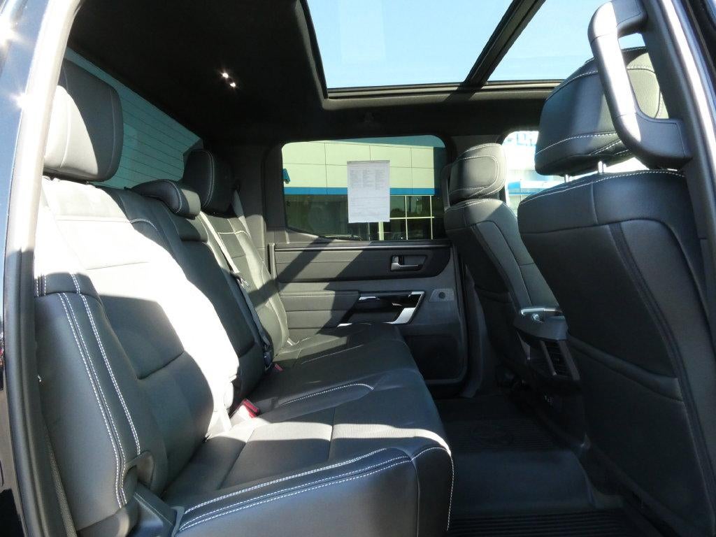 2026 Toyota Tundra Limited CrewMax 5.5' Bed