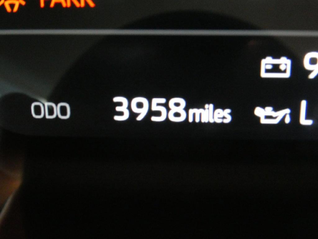 2026 Toyota Tundra Limited CrewMax 5.5' Bed