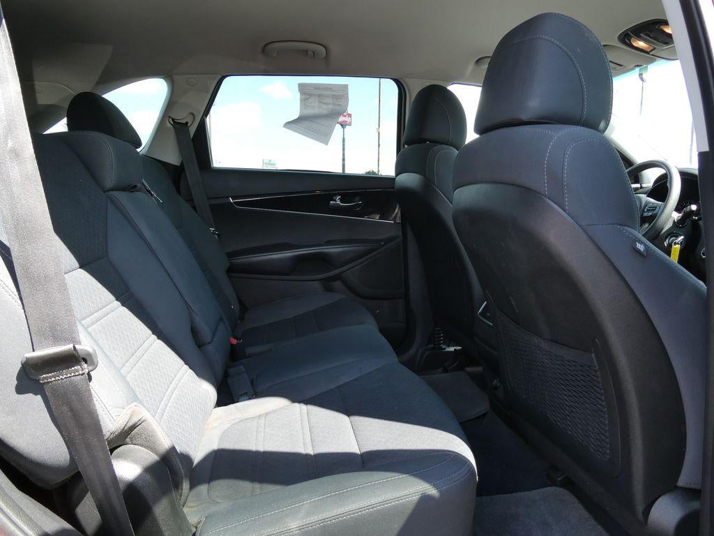 2017 Kia Sorento 2.4L LX