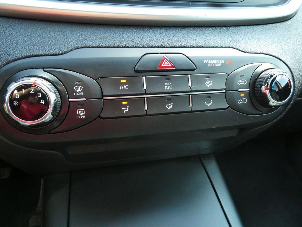 2017 Kia Sorento 2.4L LX