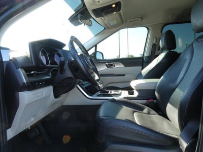 2023 Kia Carnival MPV LX Seat Package