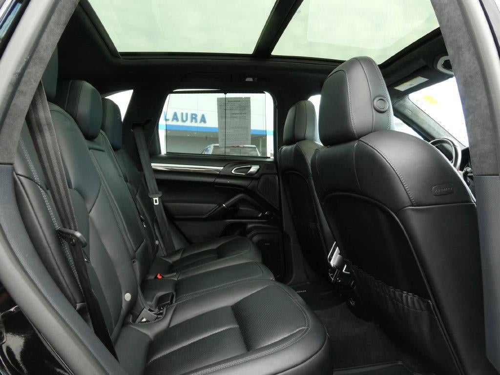 2018 Porsche Cayenne GTS