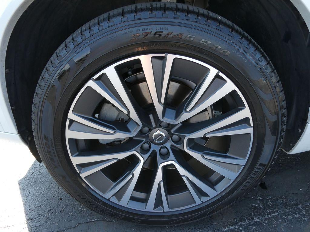 2021 Volvo XC90 T5 Momentum 7 Passenger