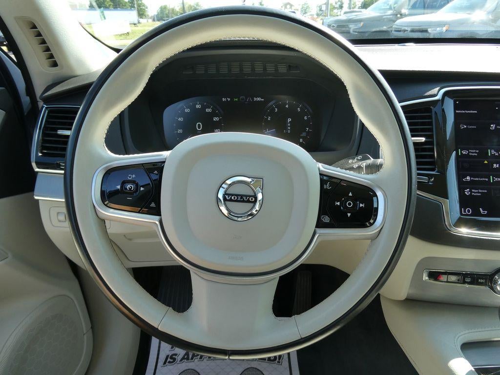 2021 Volvo XC90 T5 Momentum 7 Passenger